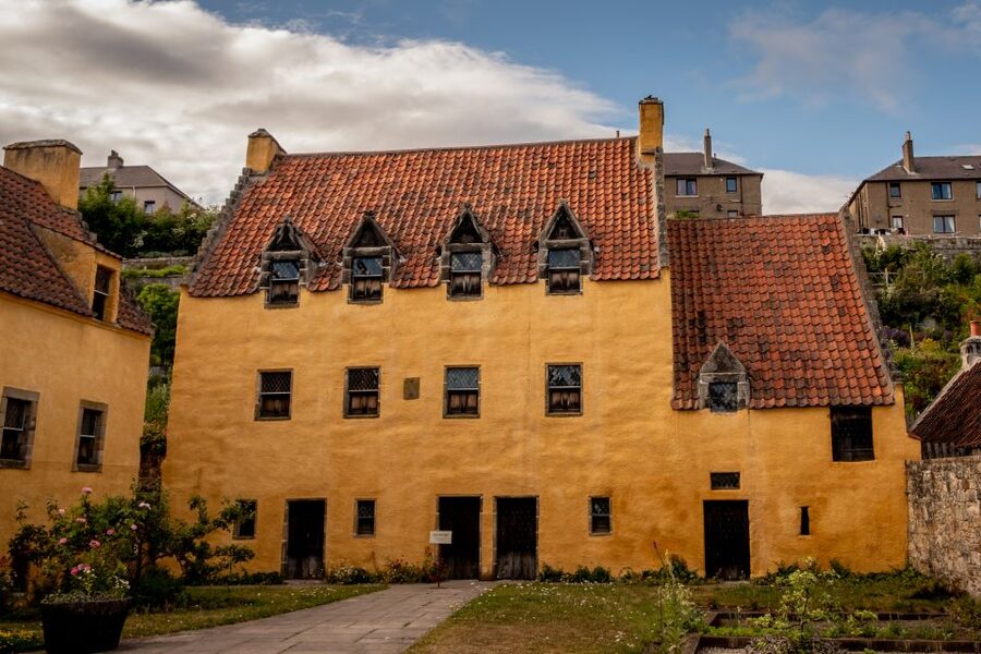 4-Day Outlander Trail From Edinburgh - Included Castle Admissions and What They Cover