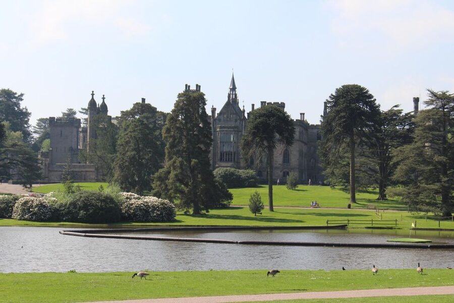 Alton Towers Resort: Entrance Ticket - Alton Towers on 900 acres: the kind of day you are signing up for