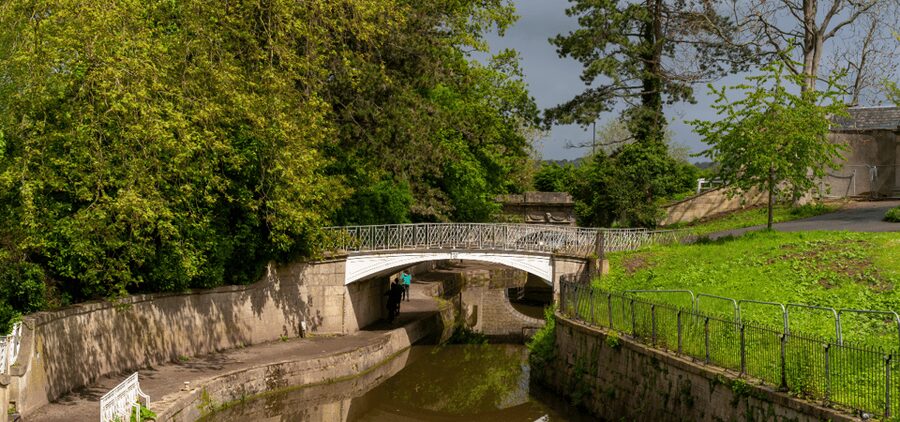 Bath : 2 Hour Historic Walking Tour With An App - Bath Assembly Rooms and Jane Austen Centre: social rooms, then Austen context