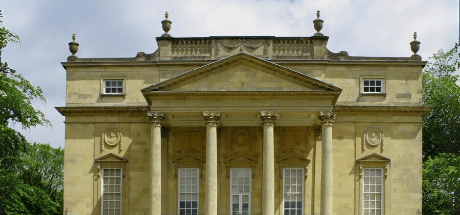 Bath : 2 Hour Historic Walking Tour With An App - Roman Baths, then Bath Abbey: hot springs to perpendicular gothic