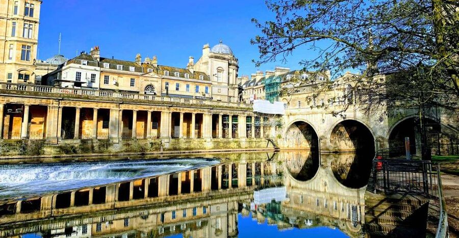 Bath: 2 Hour Private City Walking Tour - Meeting Bath Abbey Doors and Getting Oriented Fast