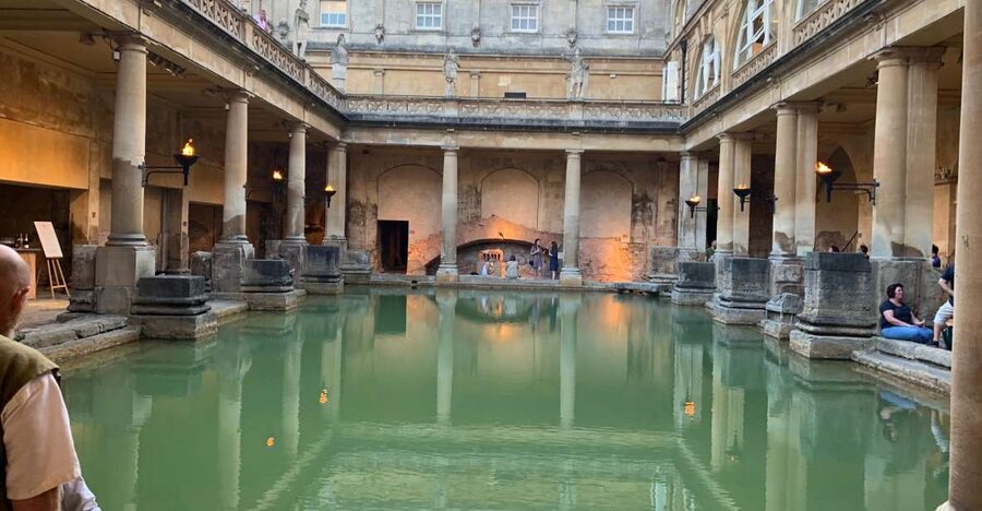 Bath: Guided City Walking Tour with Entry To The Roman Baths - Quick hits before you go