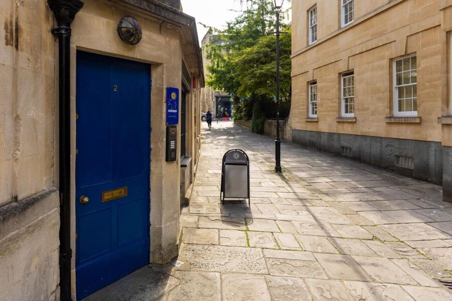 Bath: Guided Relaxation and Sound Bath - Who should book this Bath sound bath, and who should skip it