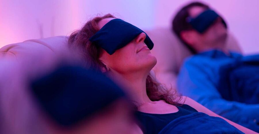 Bath: Guided Relaxation and Sound Bath - Before the first bowl: the room, the comfort, and the tone