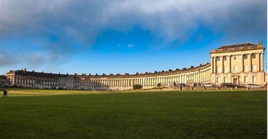 Bath: Local Pubs & Historic Sights Walking Tour (3h) - How this tour fits your Bath schedule (and who it suits)