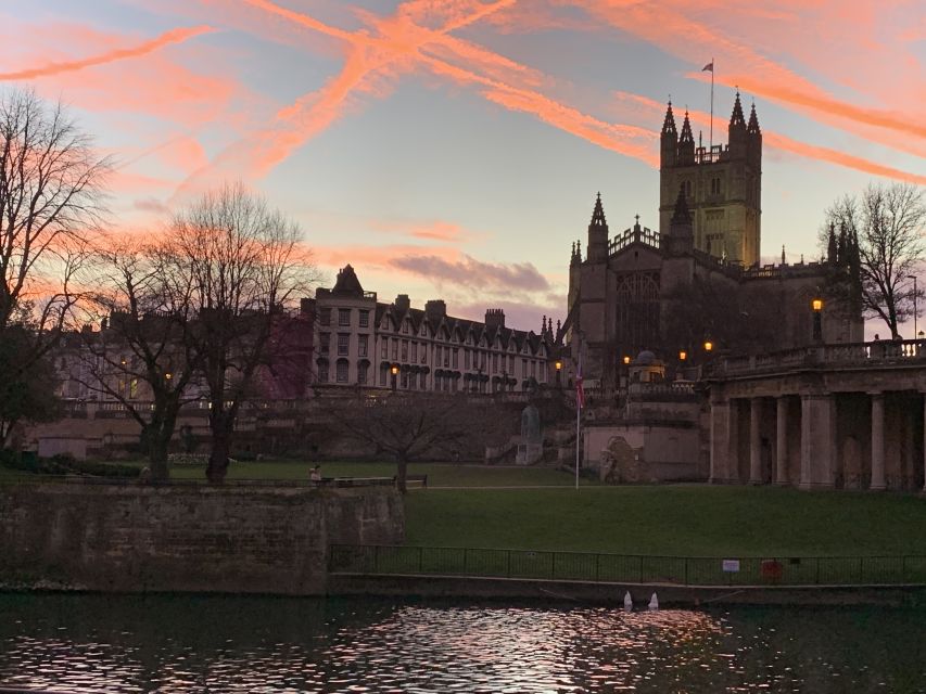 Bath: Walking Tour of Bath and Guided Tour of Bath Abbey - The Georgian icons you will walk past, and why they are not just pretty