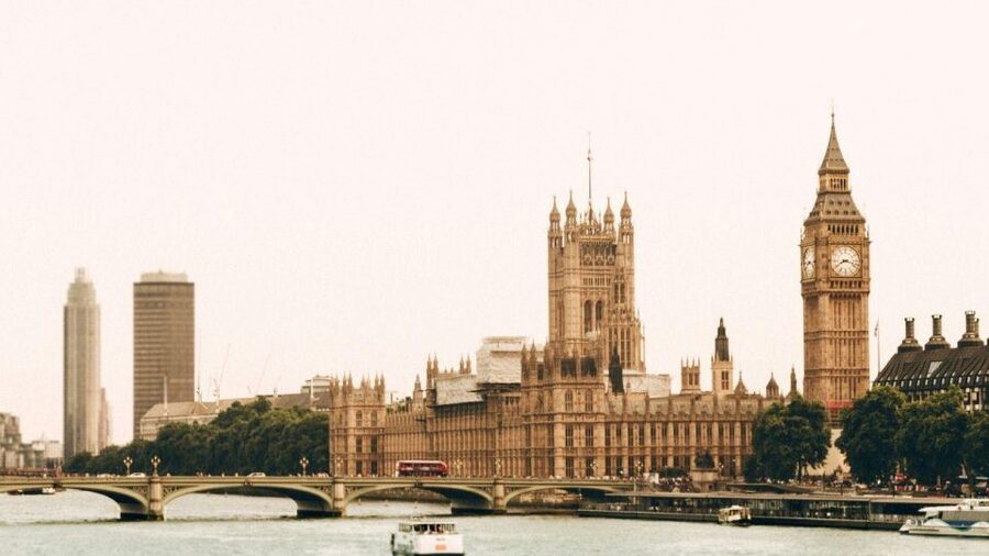 Best of London Walking Tour-3 Hours, Small Group max 10 - Three Hours With a Max of 10: Why This Tour Feels More Personal