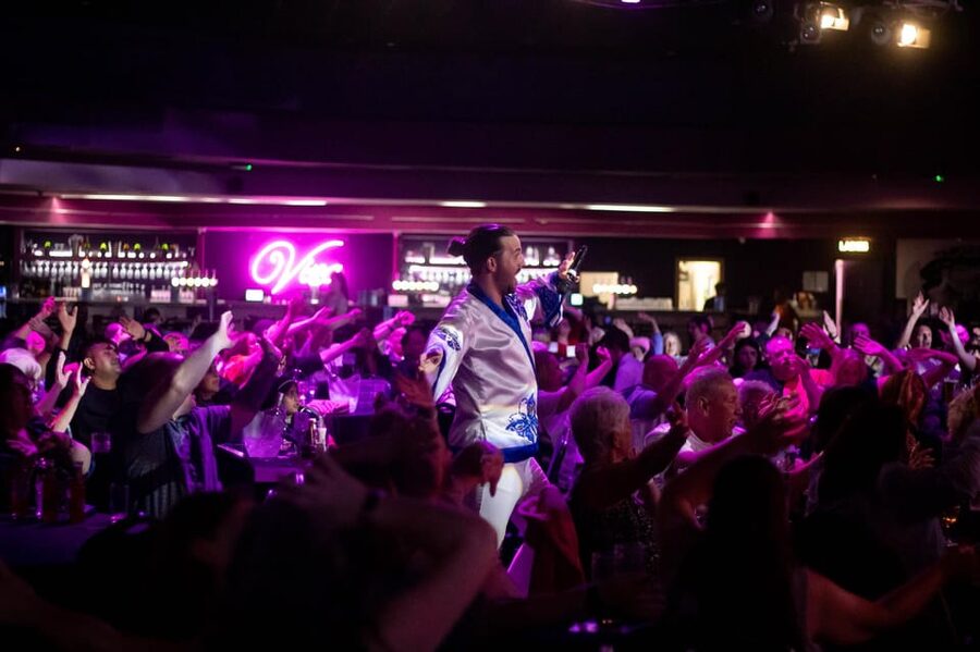 Blackpool: Viva Voulez Vous ABBA Tribute Show Ticket - Reserved seats and table service, the comfort factor