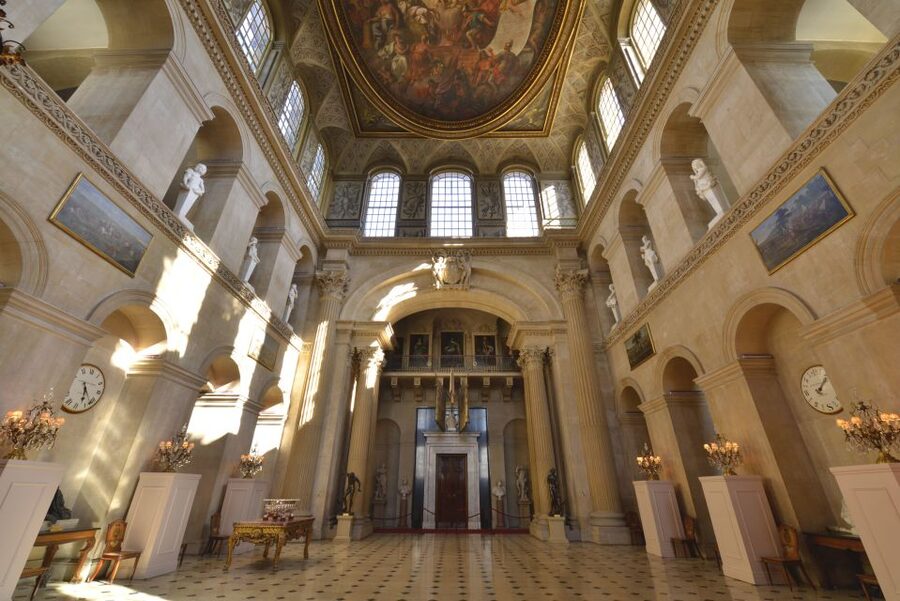 Blenheim Palace Admission Ticket - Grand Cascades, the lake, and formal garden favorites