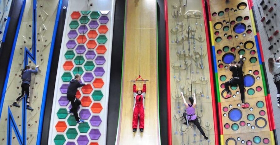 Bournemouth: RockReef Indoor Clip ‘n Climb Entry Ticket - What to wear and what not to wear inside the center
