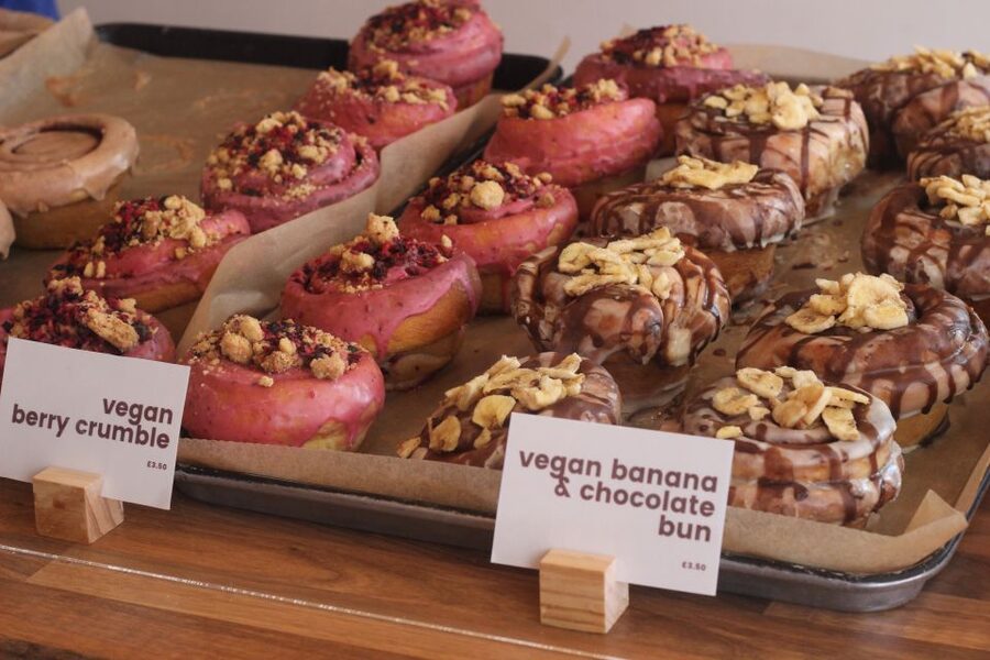 Brighton Delicious Donut Adventure by Underground Donut Tour - The guide factor: lively conversation and smart local recommendations