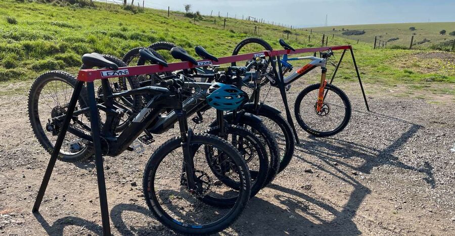 Brighton: Electric Mountain Bike Rental - Undercliffs trails: smooth, flat riding for easier days