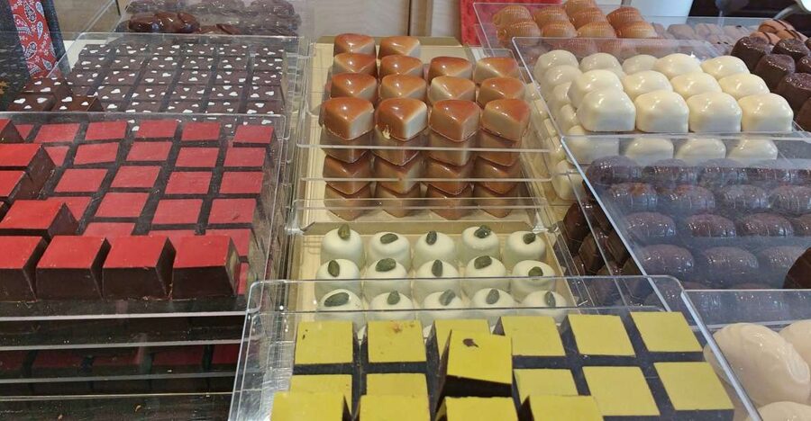 Brighton: Guided Chocolate Tour with Tastings - From North Laine to The Lanes, Chocolate Stops in the Right Places