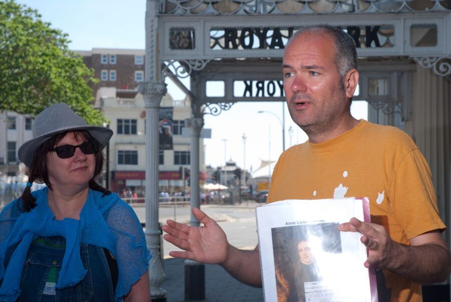 Brighton: Piers & Queers LGBTQ History Tour - From Regency Square to Kemptown, Queer History on Foot