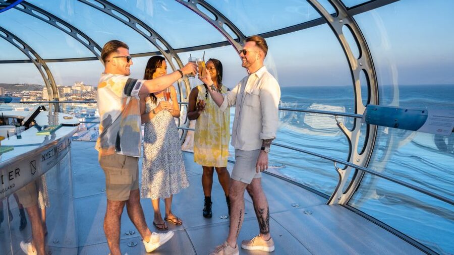 Brighton: Sky Bar i360 Entry Ticket with One Drink - Brighton i360 Sky Bar in one sentence