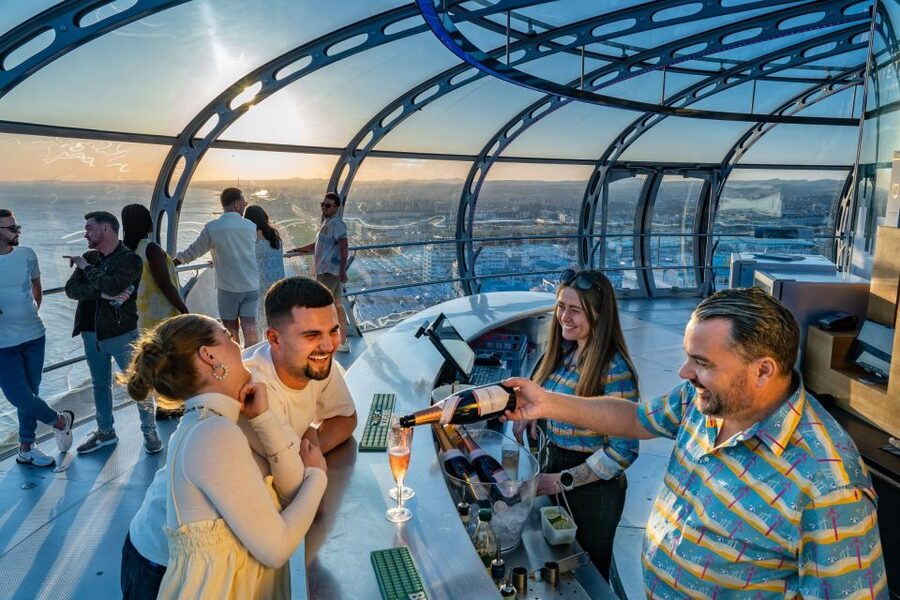 Brighton: Sky Bar i360 Entry Ticket with One Drink - Sky Bar drink plan: Moet Champagne, soft drinks, and local flavors