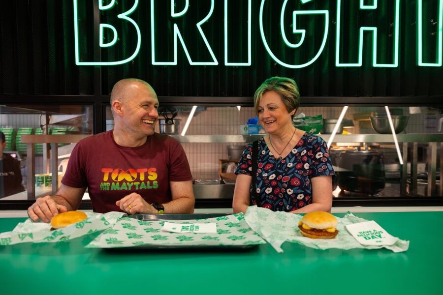 Brighton: Walking Food Tour (Vegan and Vegetarian options) - North Laine and the Lanes: why these areas fit a food tour