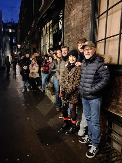 Bristol: Ghosts, Ghouls and Gallows Guided Tour - Pirates, Pubs, Murders: What the Stories Actually Cover