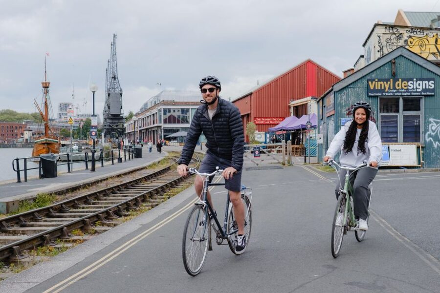 Bristol: The Best Of Bristol, Guided Bike Tour - Banksy stop timing and what “5 minutes” feels like in real life