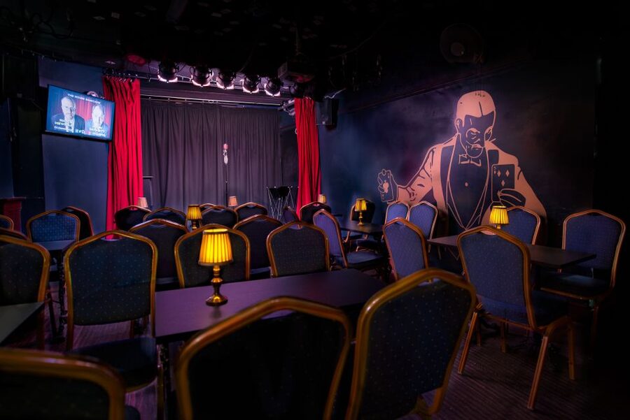 Bristol: The House Magicians Comedy and Magic Show - A 1920s-Style Theatre Evening With Food and Laughs