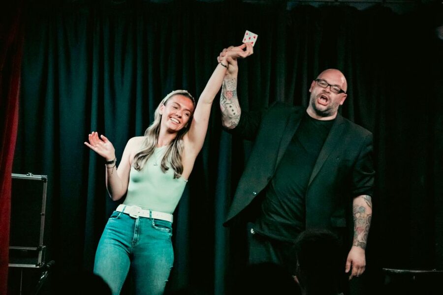 Bristol: The House Magicians Comedy and Magic Show - Before the Show: Use the Bar Time Like a Local