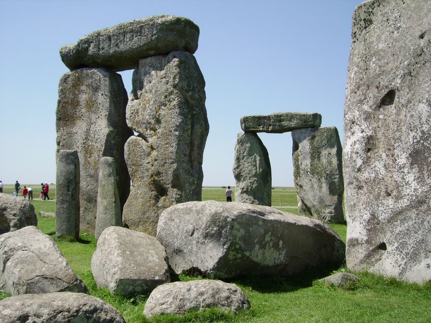 Buckingham Palace and Stonehenge Tour - Buckingham Palace State Rooms with reserved entry at 10:00am