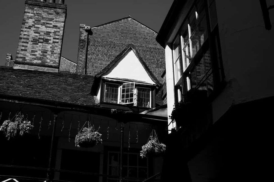 Cambridge: Alumni-led Ghost Tour - Key highlights that sell this tour