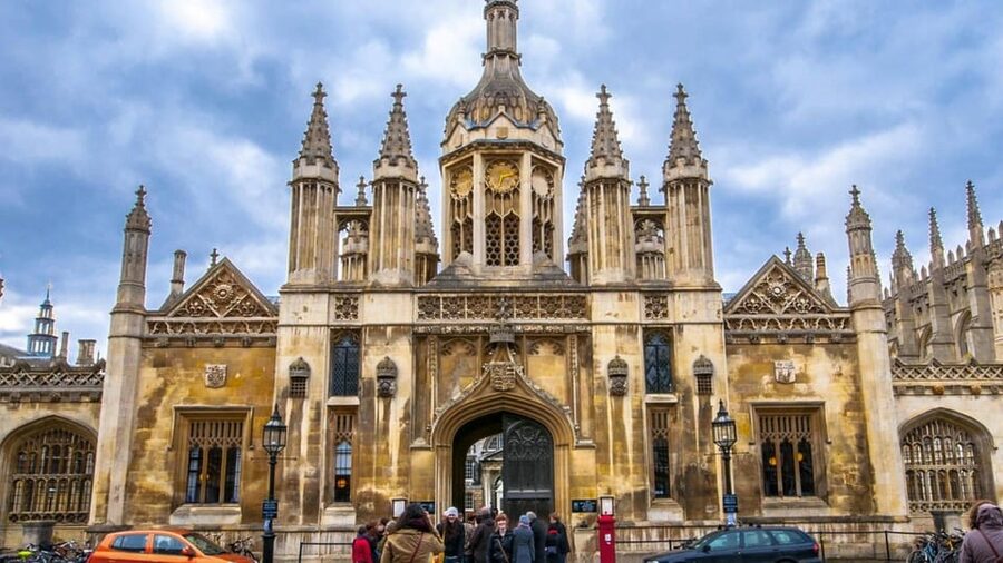 Cambridge: City Walking Tour & Exploration Game - Who should book this Quest (and who should skip it)