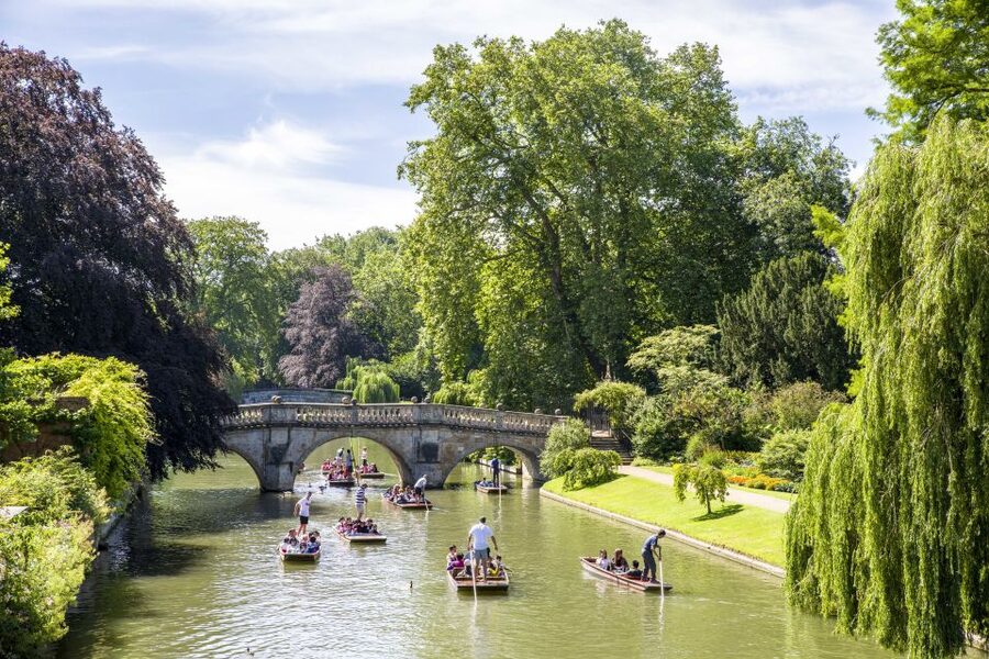 Cambridge: Guided River Cam Punting Tour - Key things to know before you go