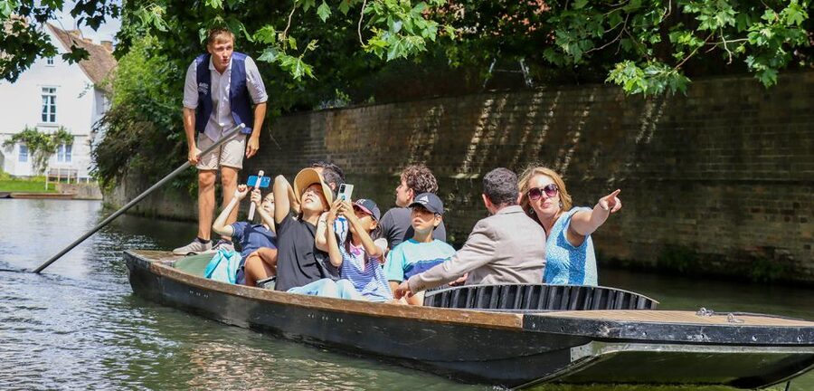 Cambridge: Shared Chauffeured Punting Tour - Shared Tour Feel, Small Group Size, and Why It Still Works