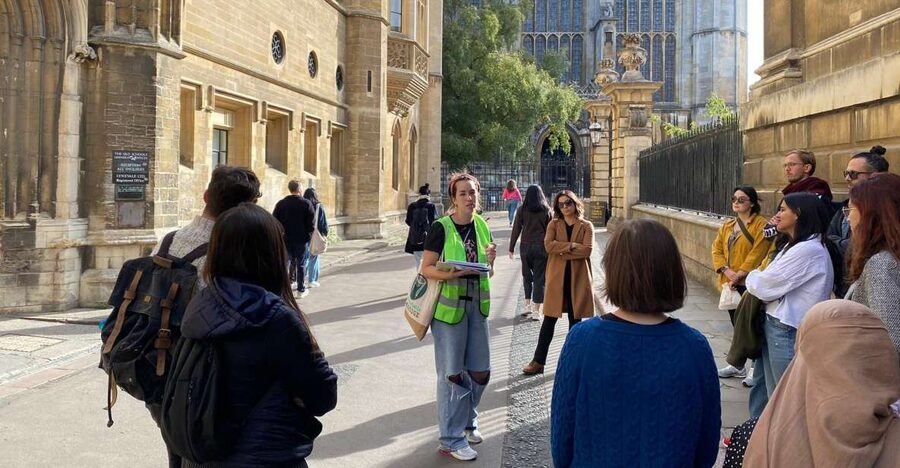 Cambridge: The Original Uncomfortable Cambridge™ Tour - Meeting at Cambridge Tourist Information Centre, then finding your rhythm