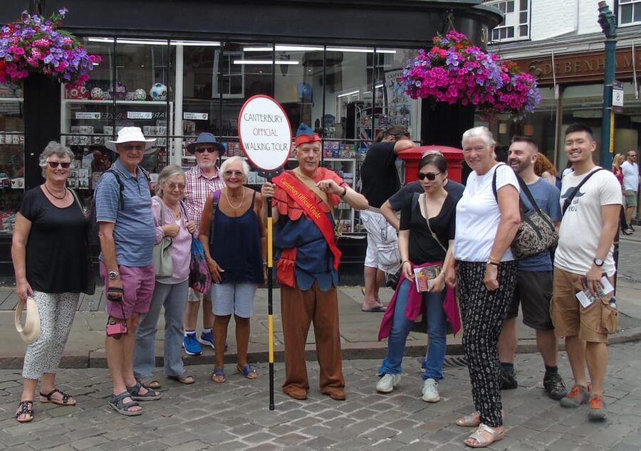 Canterbury: Walking Tour with Green Badge Guide - Price and what you really get for about $20