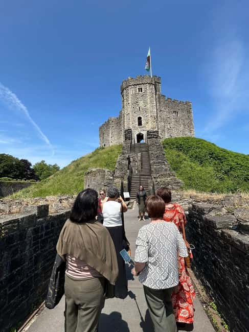 Cardiff: City Flavors Guided Food Tour with 8 Tastings - Arcades, Landmarks, and Independent Stops You’ll Actually Remember