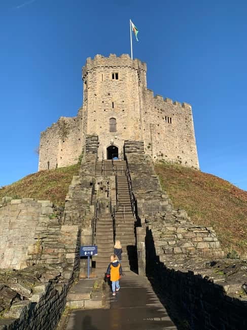 Cardiff: City Highlights Guided Walking Tour - Arcades time: where cafes, artisan shops, and architecture do the talking