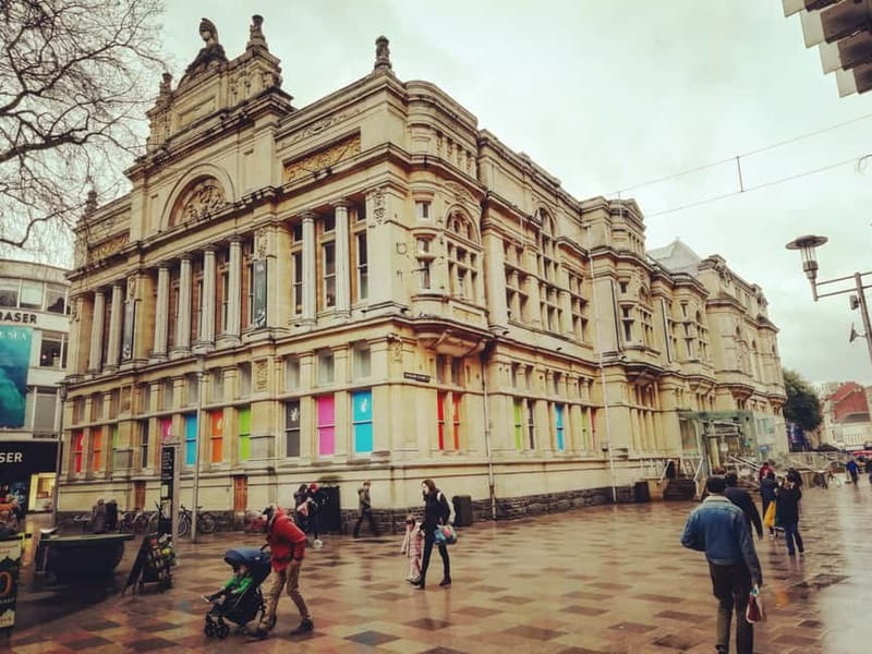 Cardiff: Private Half-Day City Center and Bay Walking Tour - Cathays Park, Cardiff City Hall, and St John The Baptist Church