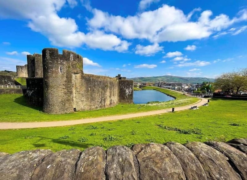 Cardiff: Waterfalls, Mountains & Castles Day Tour - Henrhyd Falls hike: the best photos come with good shoes