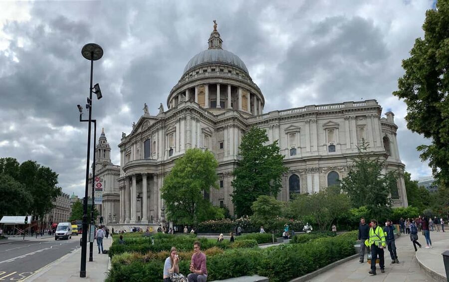 City of London: Historic Pub Walking Tour - Why this London historic pub walk feels better than self-guiding
