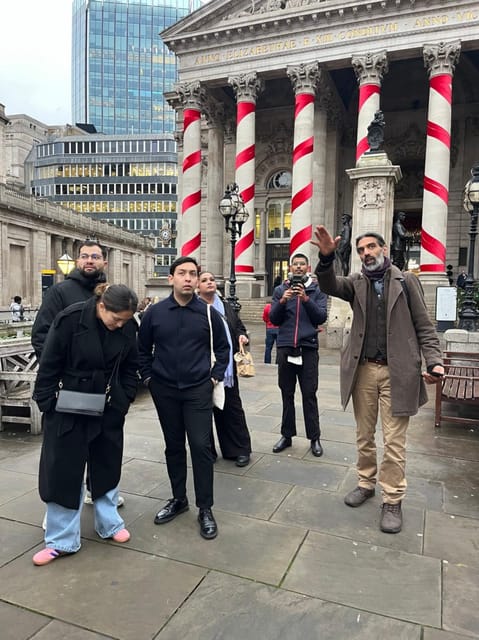 City of London Historical Walking Tour - The walking pace, small-group size, and what 2.5 hours really means