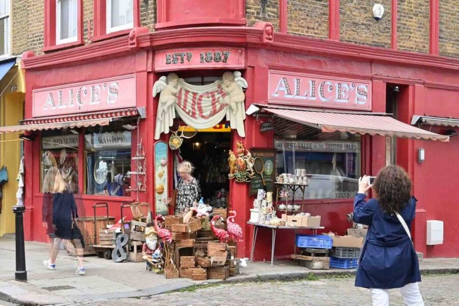 Colourful Notting Hill Photography Tour - Who should book this Notting Hill photo tour