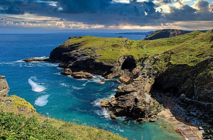 Cornwall: Online Road Trip Travel Guide - South and Central Cornwall: Truro, Falmouth, and the Moor-Inspired Mood Shift