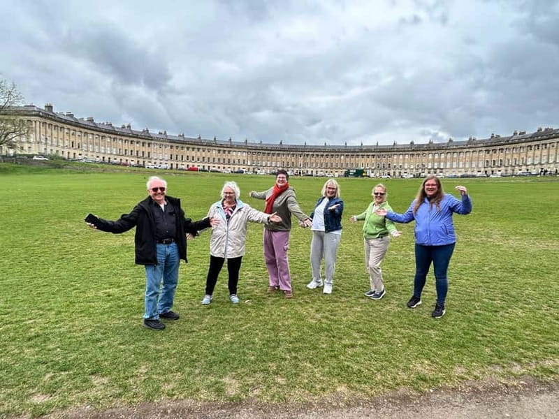 Cotswolds: Bath, Tetbury & Castle Combe tour - Bath with a Royal Crescent photo stop and real free time
