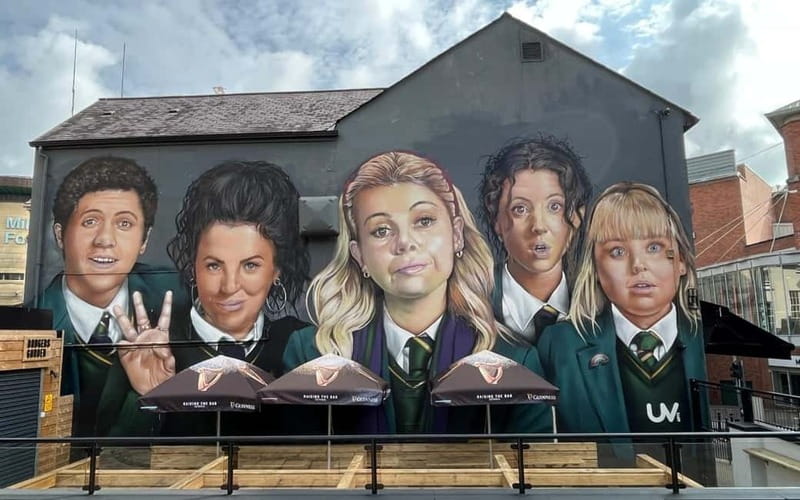 Derry: City Walking Tour & Exploration Game - Price and value for groups of up to five