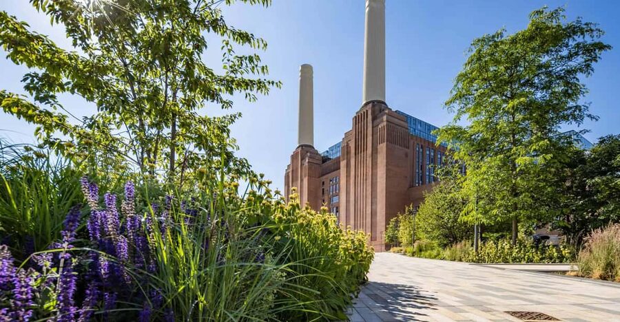 Destination London: E-Bike Tour - The Oval and an urban farm, where cricket gets a local beat