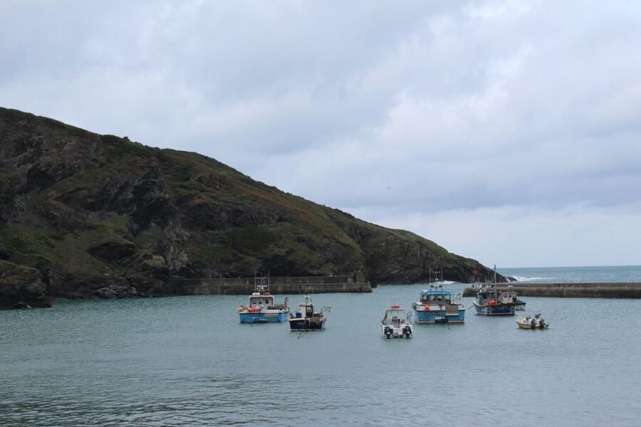 Doc Martin Tour - Doc’s house and surgery, plus the classic photo corners
