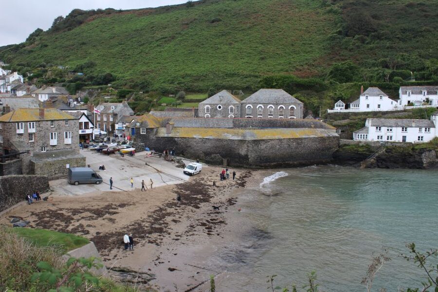Doc Martin Tour - Guides who have actually been on set, like Mike, Dave, and John