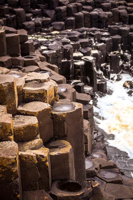 Dublin: Belfast Walk, Dunluce Castle & Giant’s Causeway - Food, rest stops, and the no-bathrooms-on-board reality
