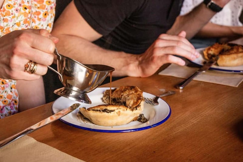 Eating London: Twilight Soho VIP Food & Drinks Tour - How the group size changes the experience