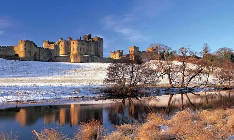 Edinburgh: Harry Potter and English Castles Tour in Spanish - Who This Tour Fits Best (And Who Might Want Another Plan)