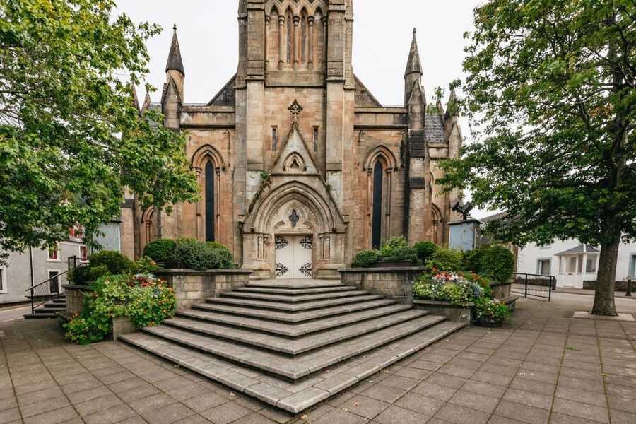 Edinburgh: Loch Ness, Glencoe, Coos & the Highlands Day Tour - Stirling, William Wallace, and the photo stops you should not rush past