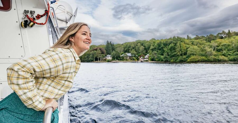 Edinburgh: Loch Ness, Glencoe, Coos & the Highlands Day Tour - Royal Mile pickup, Forth Bridges, and the first taste of Scotland